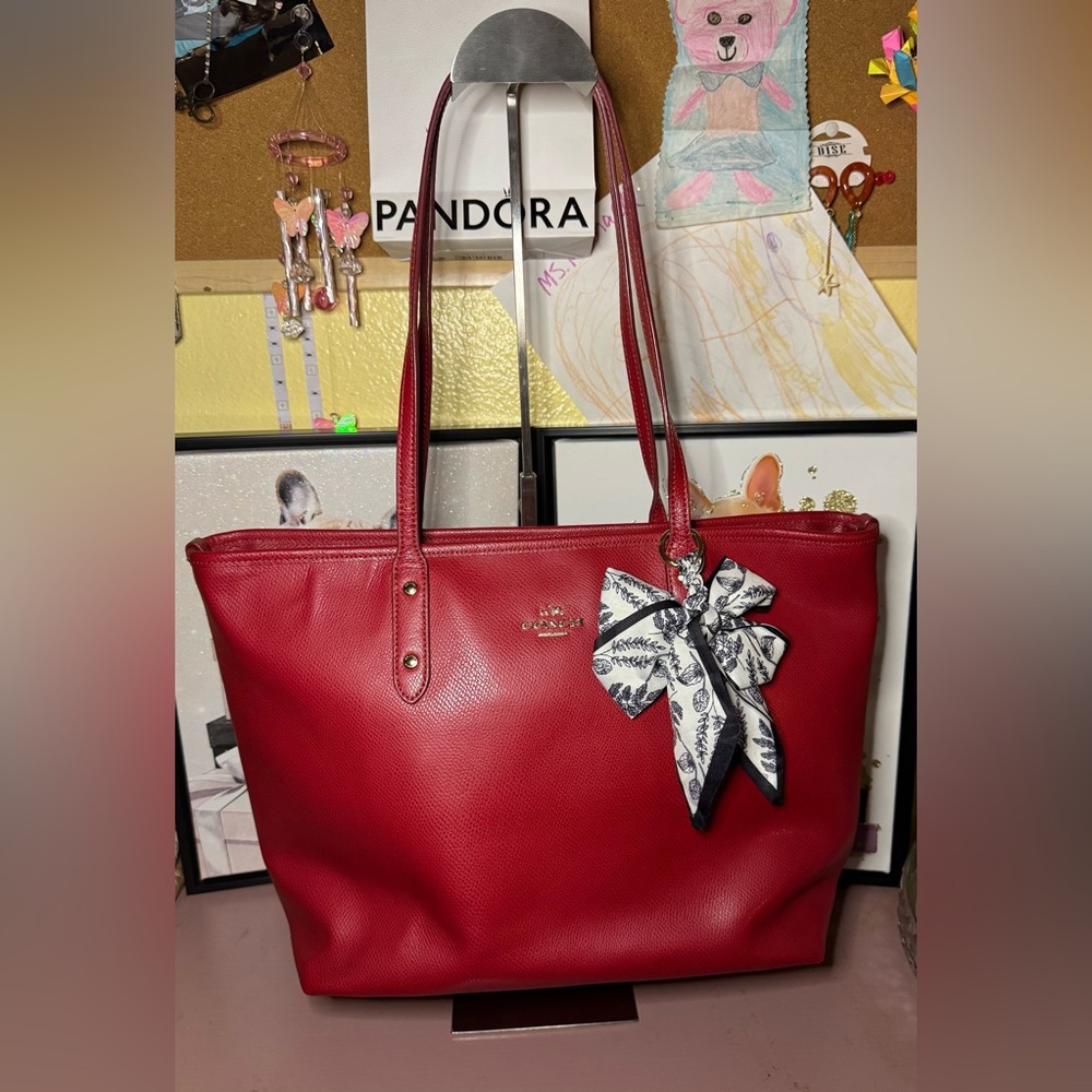 Coach City Tote Bag Cherry Red Leather